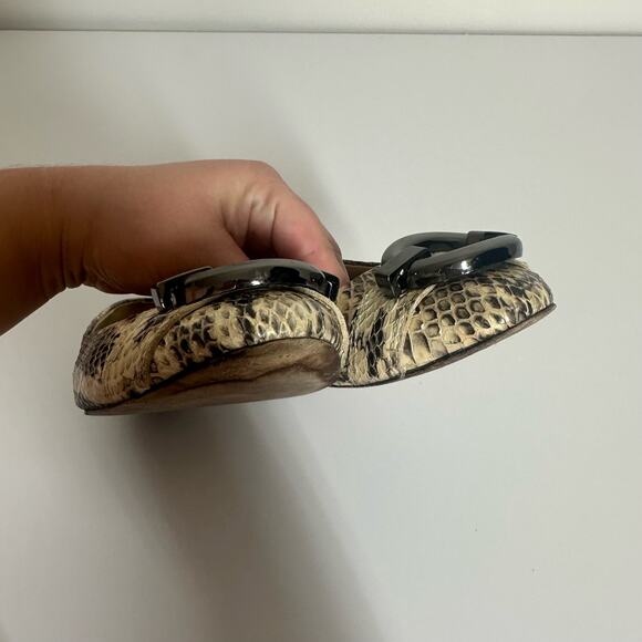 Diane Von Furstenberg Women's Snake Print Buckle Ballet Flats Size 8 Leahter - Picture 3 of 10